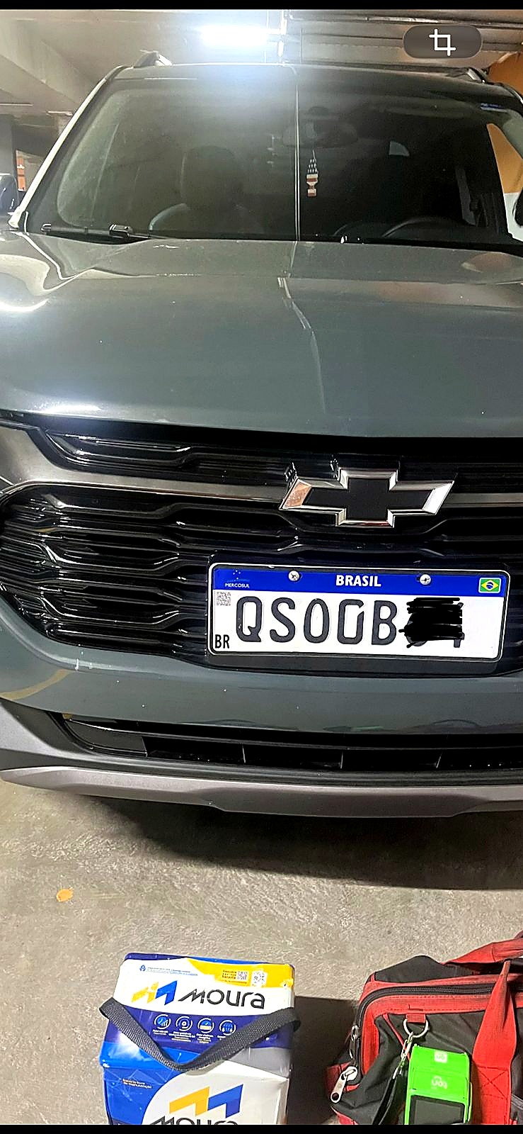 Atendimento de bateria automotiva em SUV, Peterson Baterias